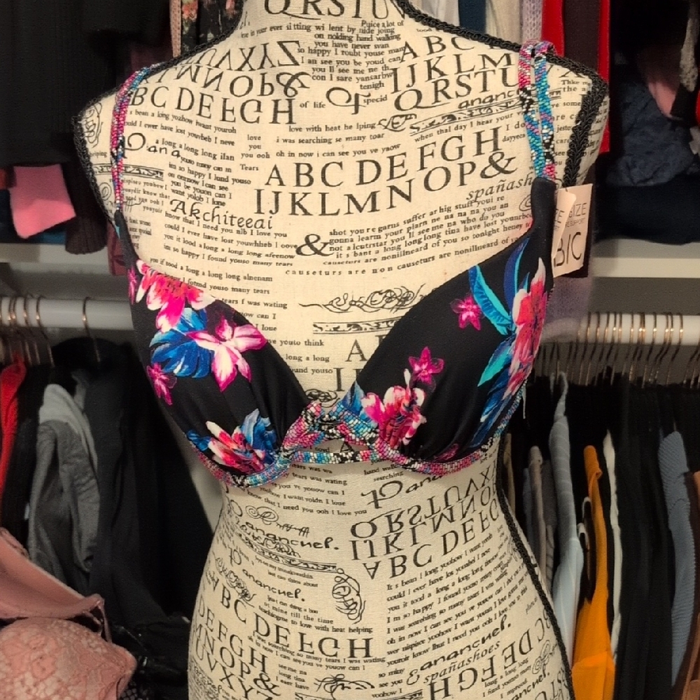 Vibrant Floral Underwire Bra